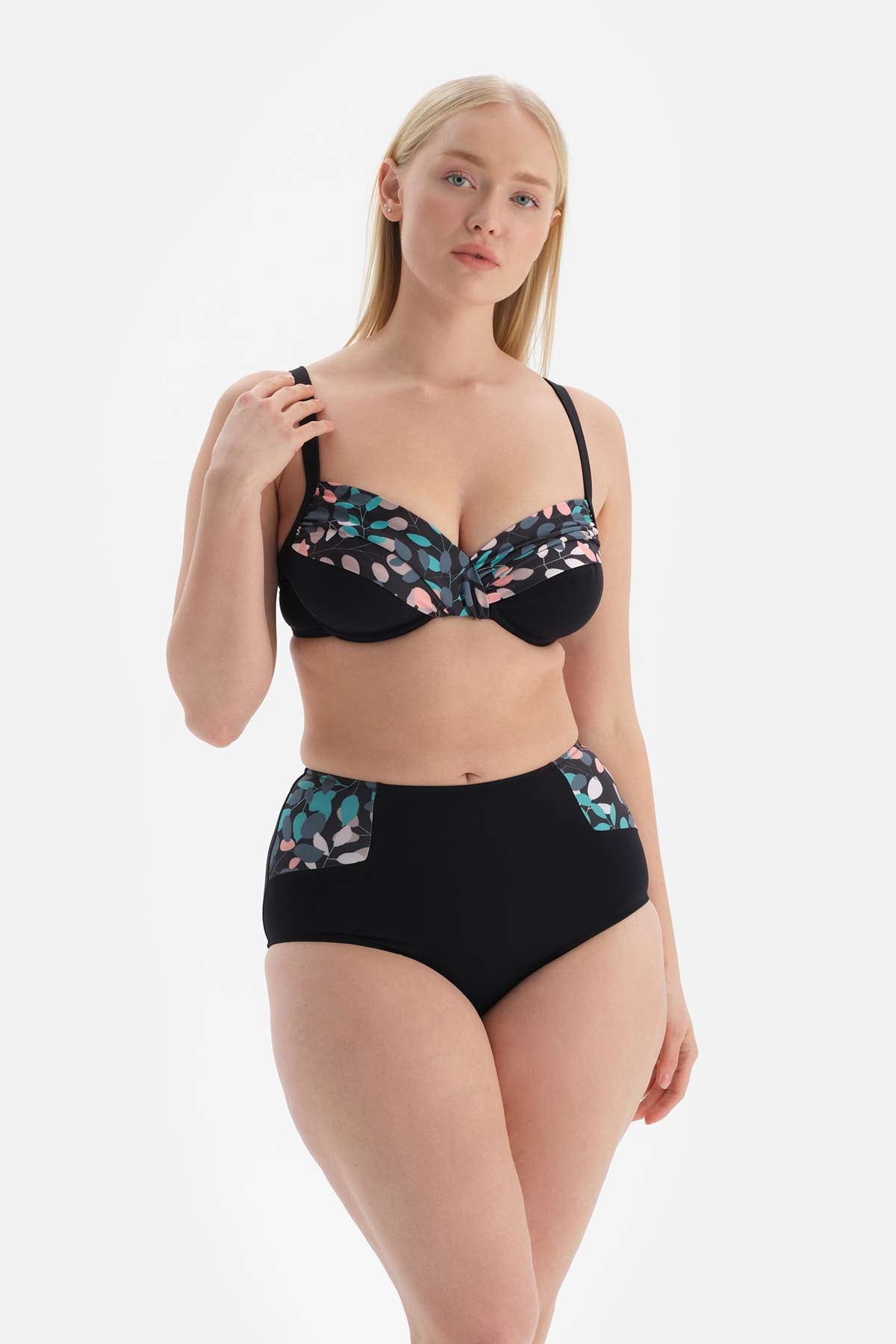 Siyah - Yeşil Yüksek Bel Toparlayıcı Bikini Altı