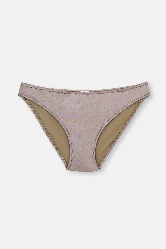 Vizon Bikini Altı