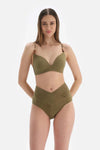 Yeşil Kaplı Bikini Üstü