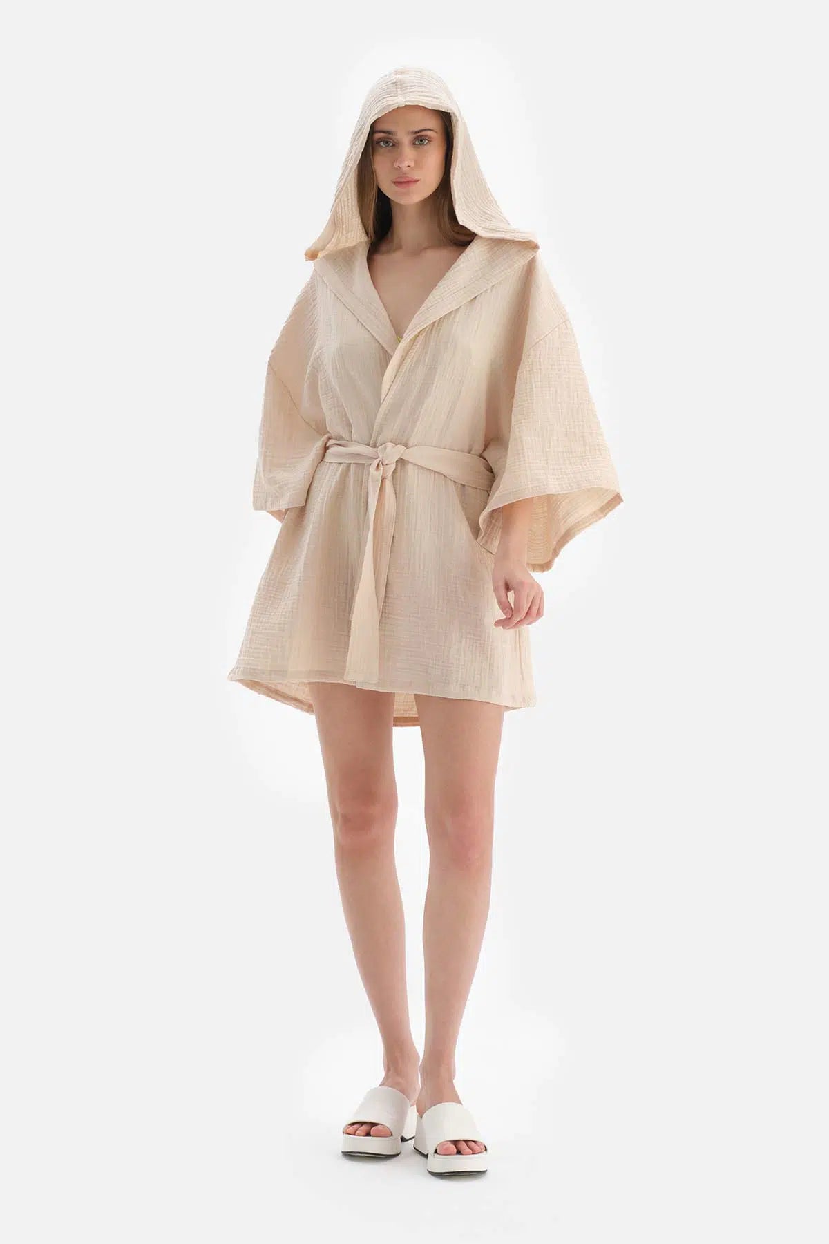 Bej Müslin Kapişonlu Kısa Kimono