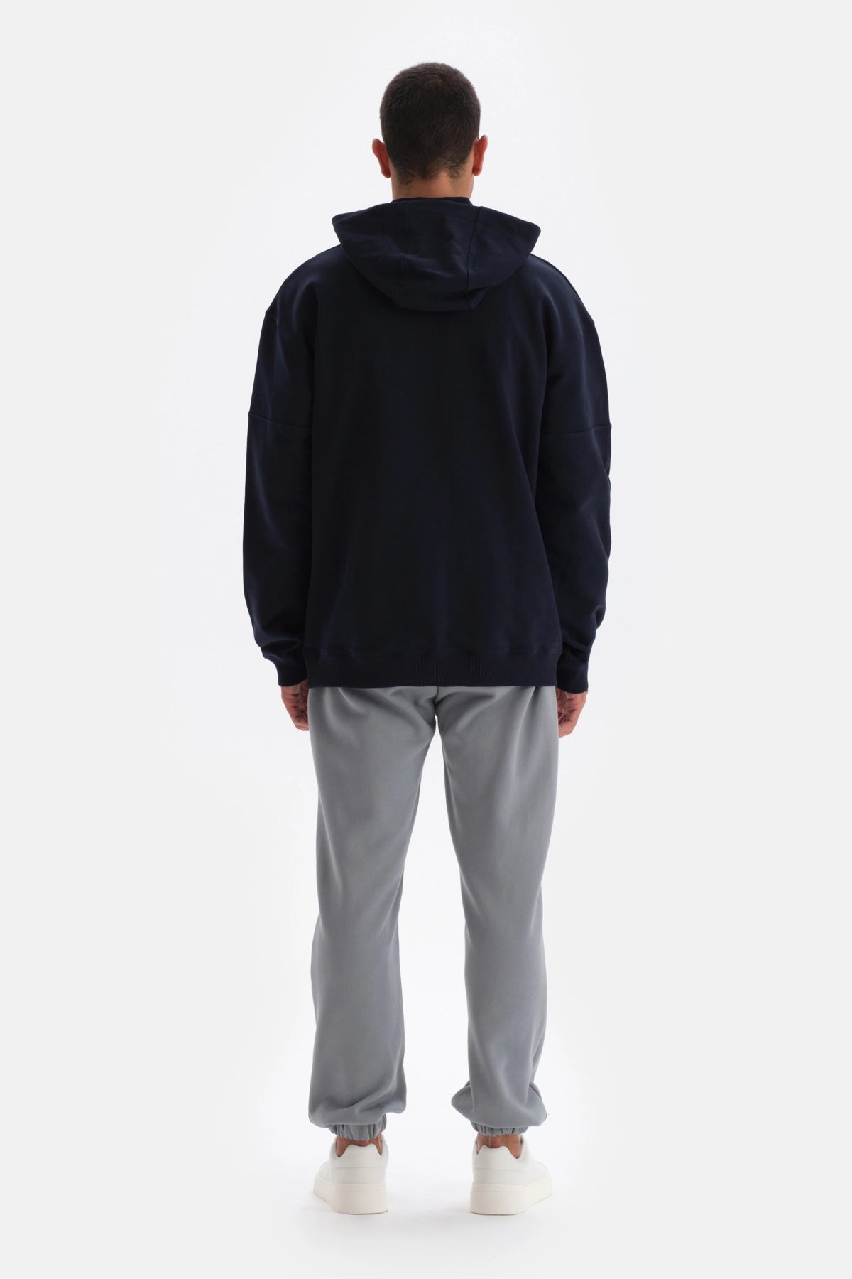 Lacivert Cep Detaylı Kapüşonlu Sweatshirt