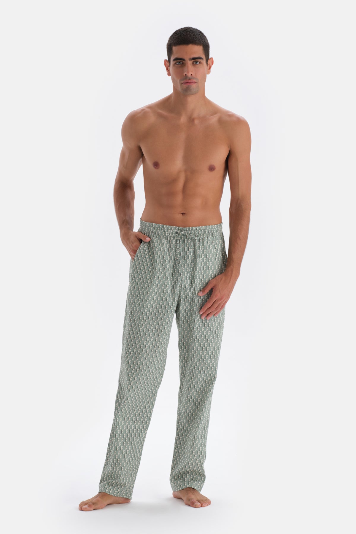 Mint Yeşili Yarım Patlı Uzun Kollu Baskı Detaylı Pijama Takımı