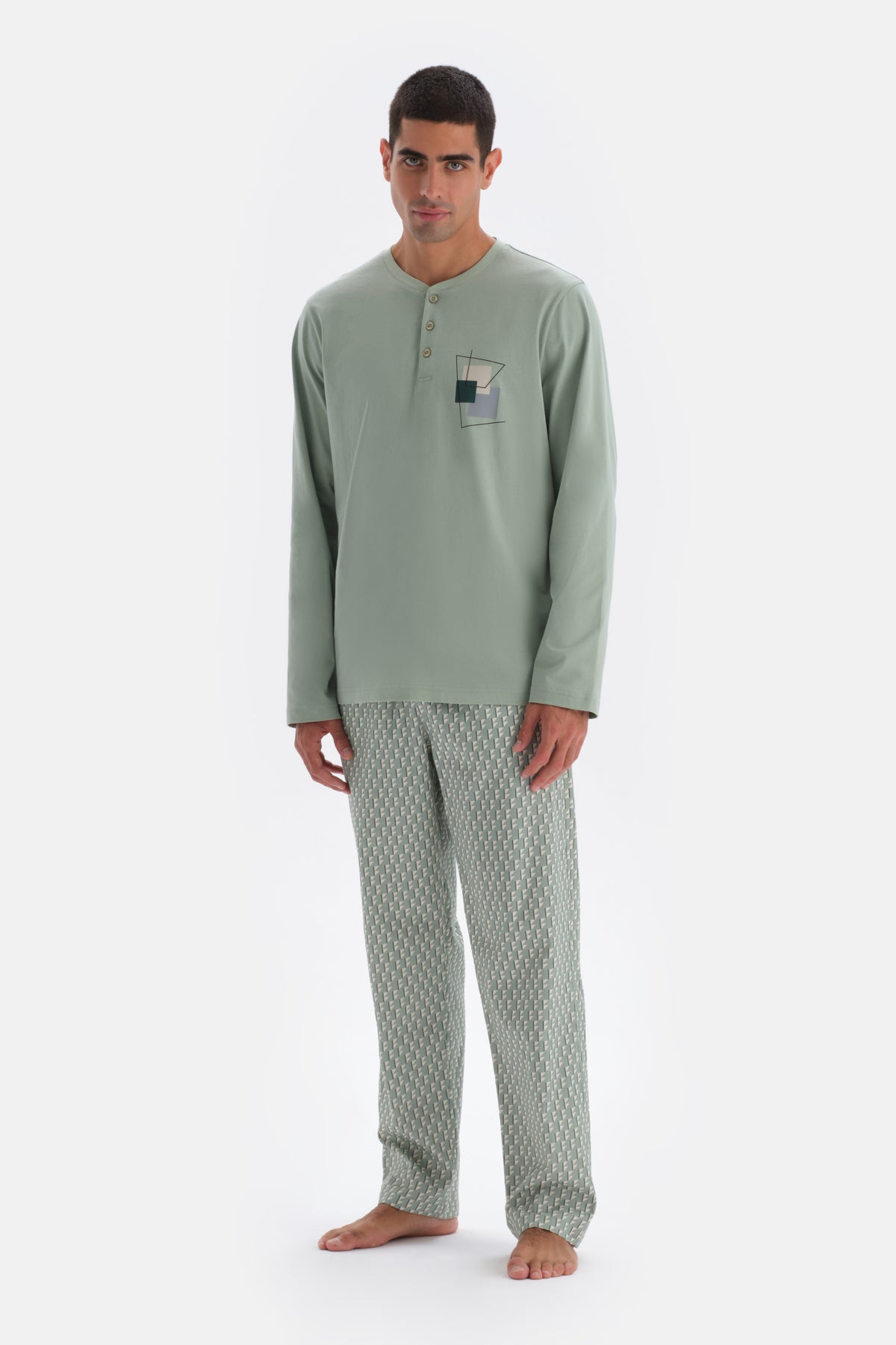 Mint Yeşili Yarım Patlı Uzun Kollu Baskı Detaylı Pijama Takımı