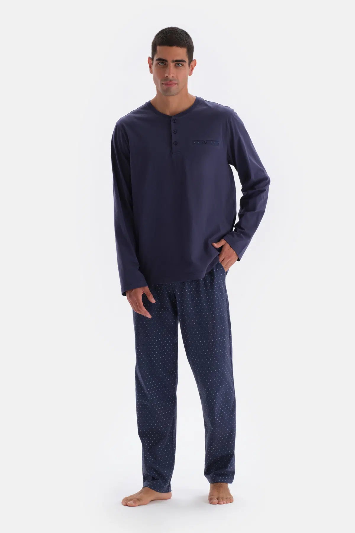 Lacivert Yarım Patlı Uzun Kol Metraj Baskılı Pamuklu Pijama Takımı