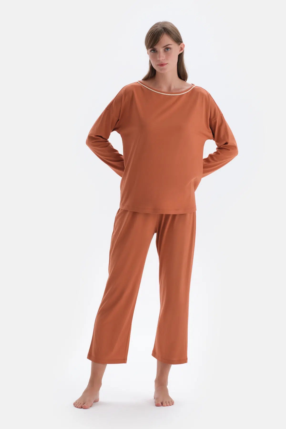 Kiremit Kayık Yaka Uzun Kollu Tişört Pantolon Pijama Takımı