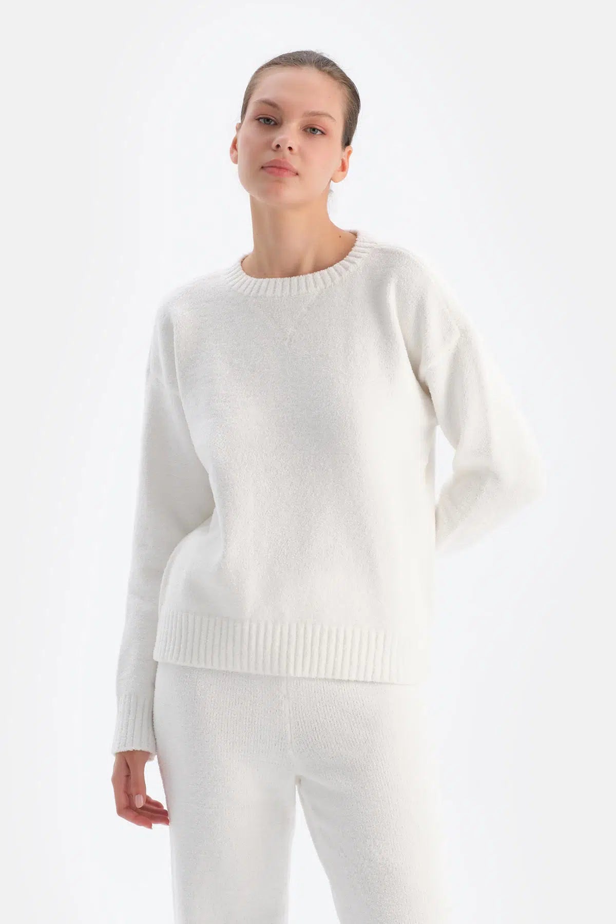 Beyaz Polar Sweatshırt