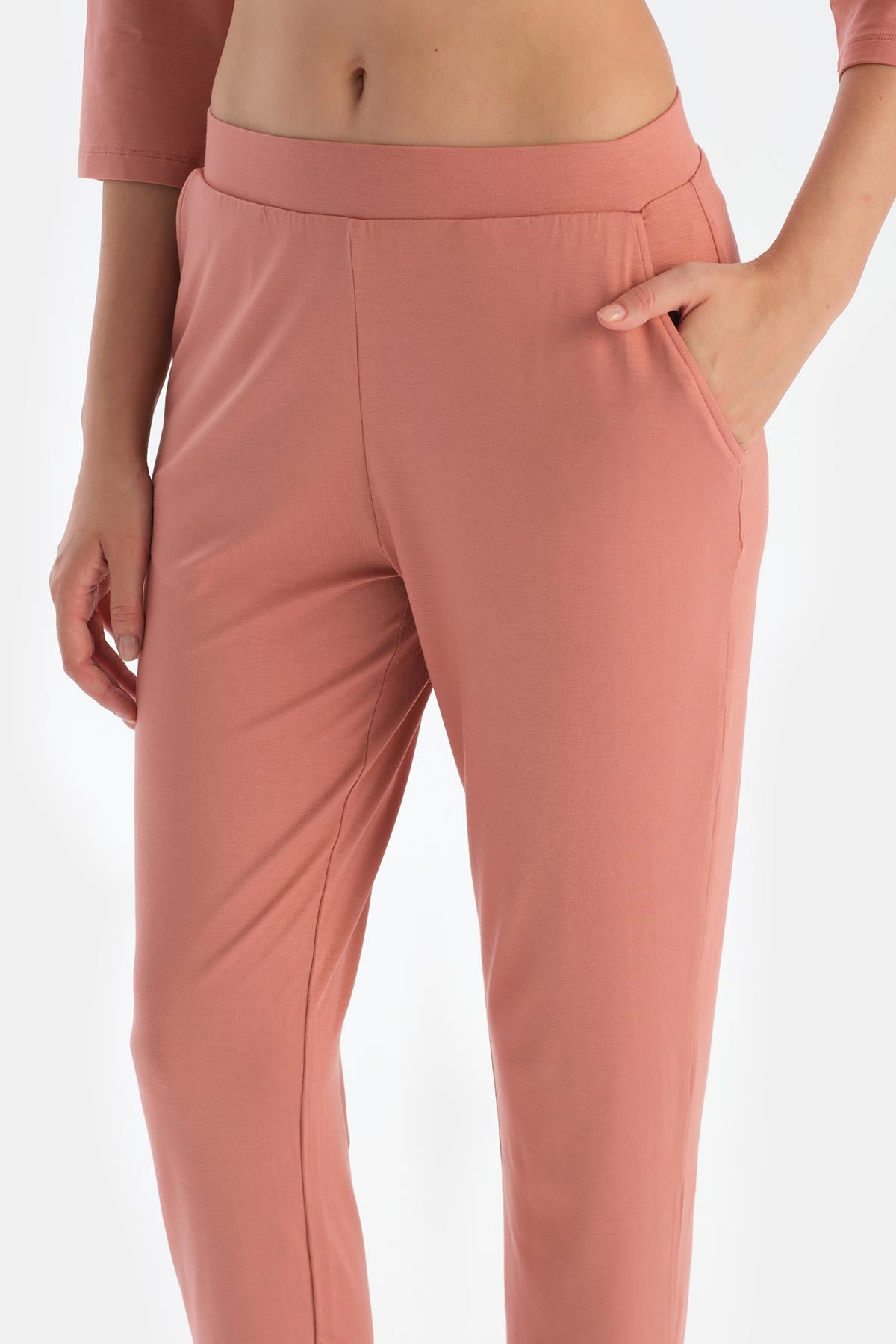 Gül Kurusu Uzun Kollu V Yaka Viskon Pijama Takımı