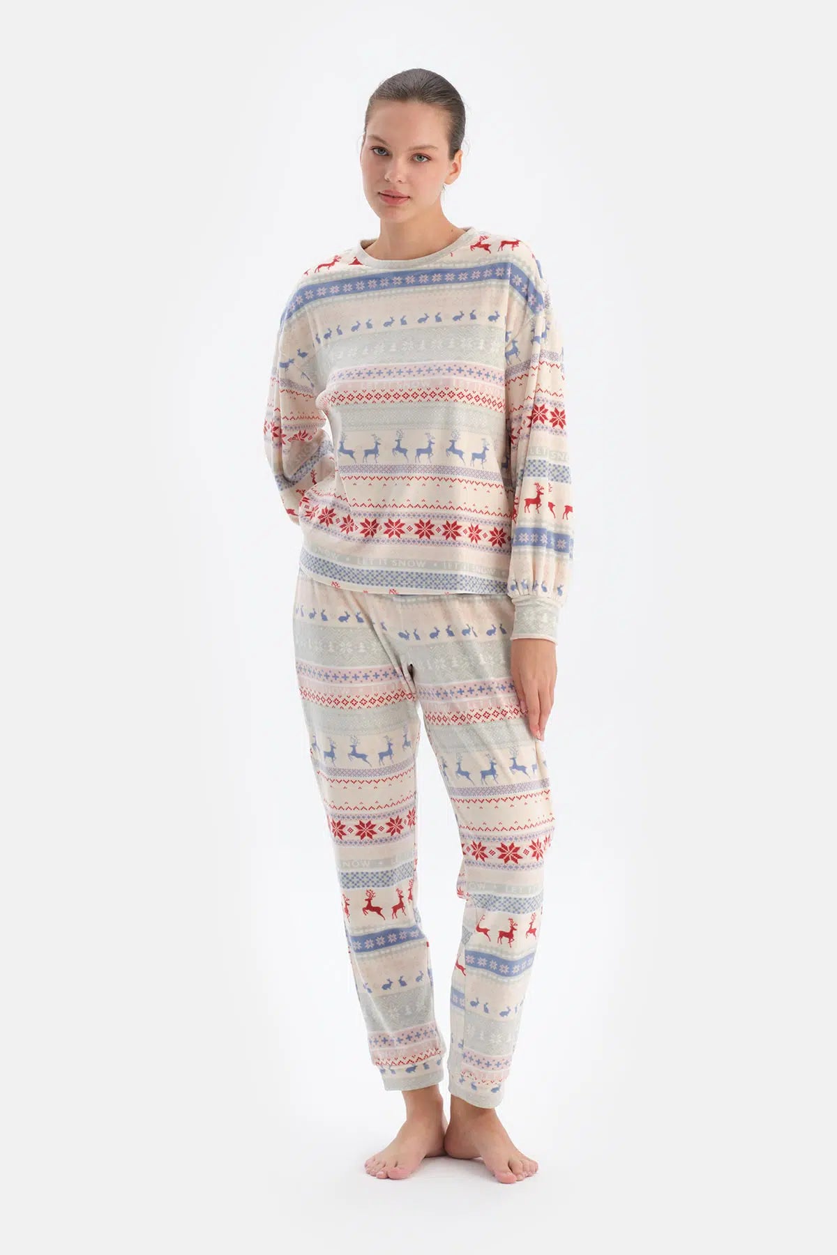 Multicolor Metraj Baskılı Kadife Pijama Takımı