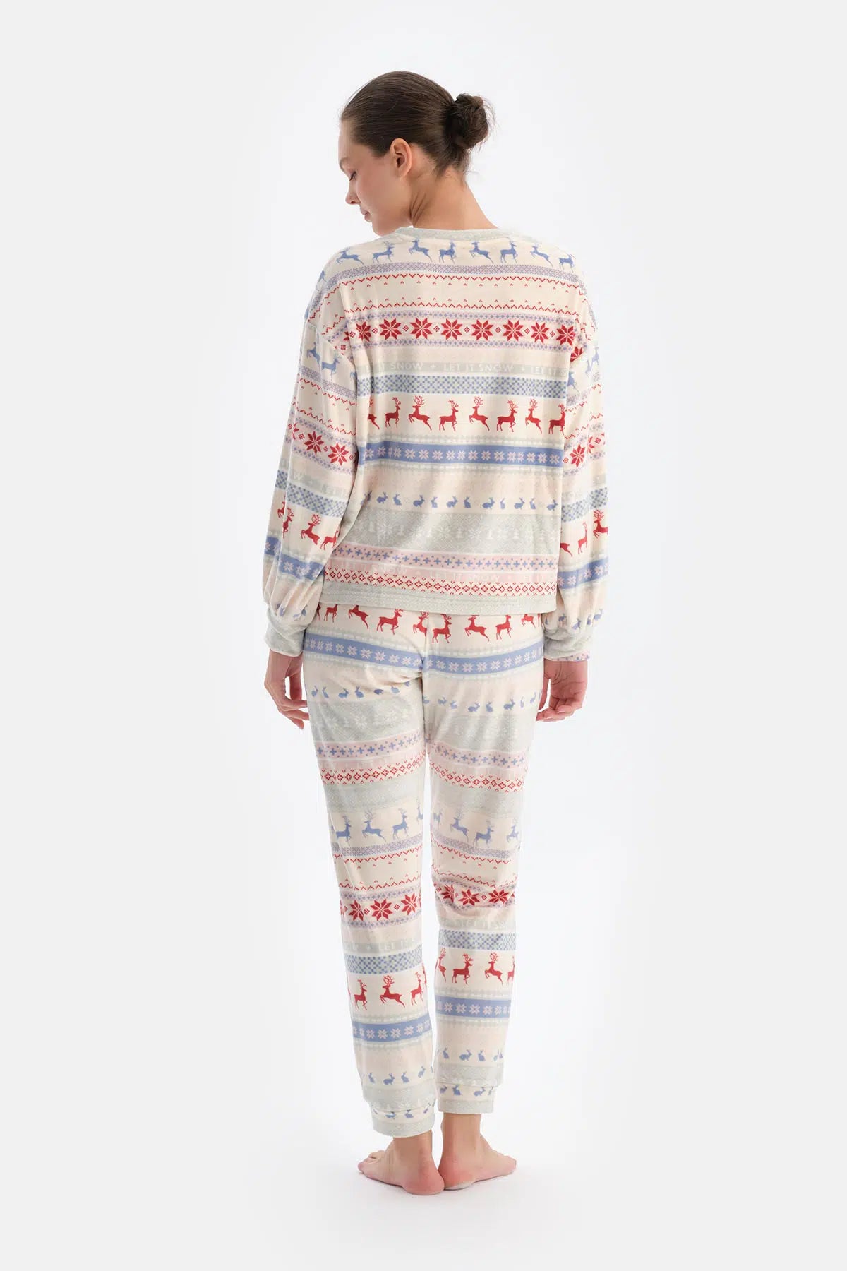 Multicolor Metraj Baskılı Kadife Pijama Takımı
