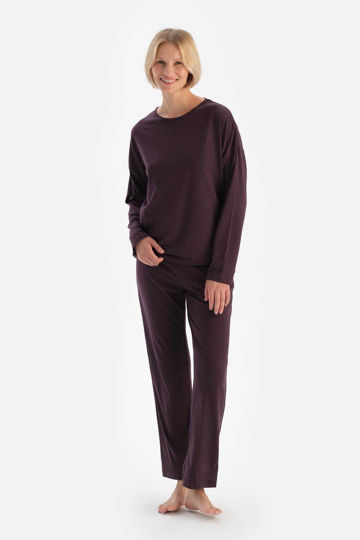 Mürdüm Kayık Yaka Dantel Detaylı Penye Modal Pijama Takımı