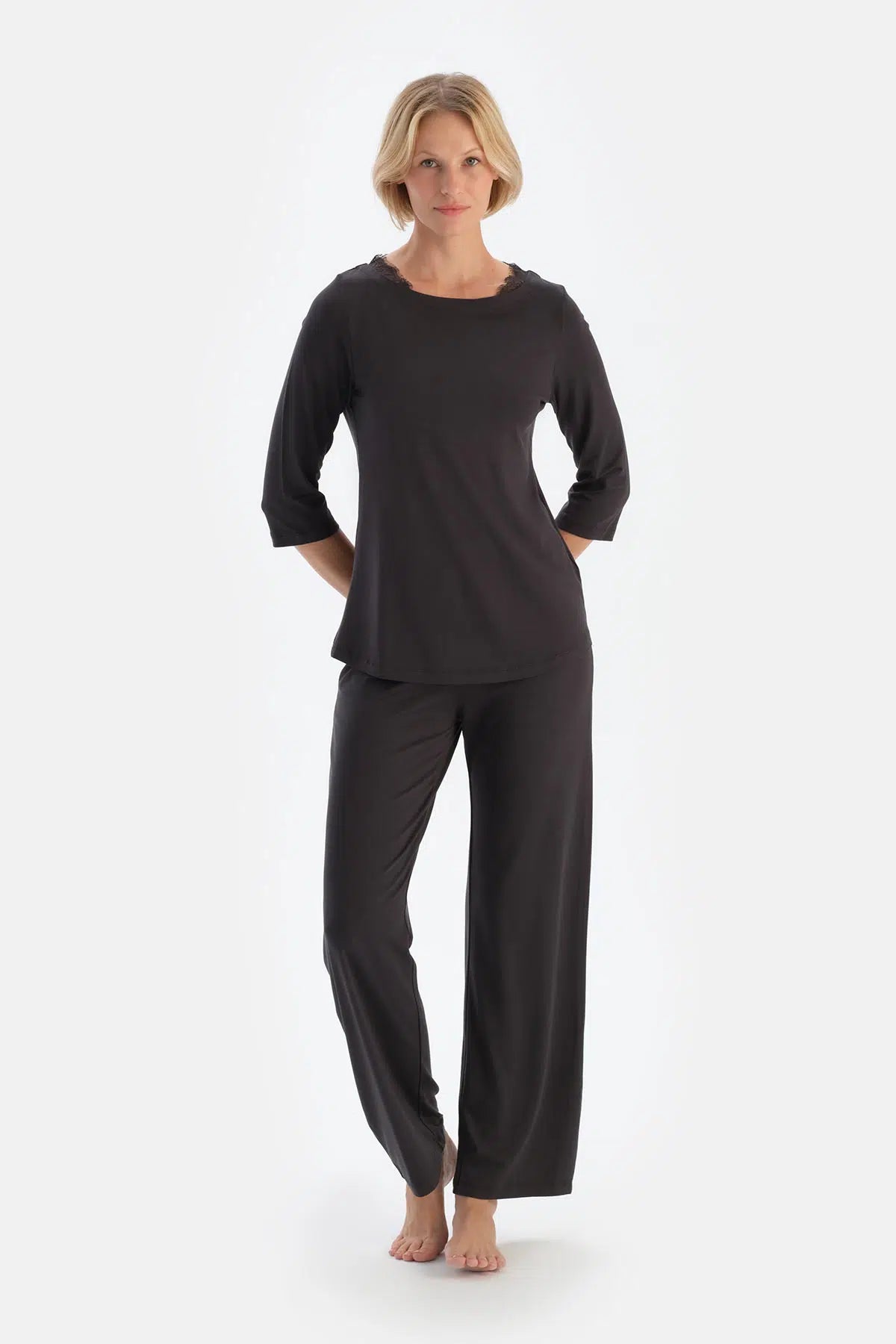 Antrasıt Kayık Yaka Dantel Detaylı Pijama Takımı