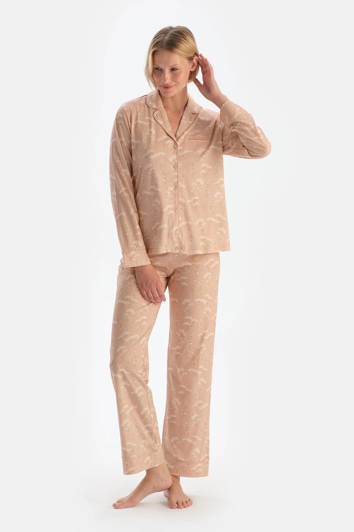 Açık Somon Çiçek Desenli Penye Modal Pijama Takımı