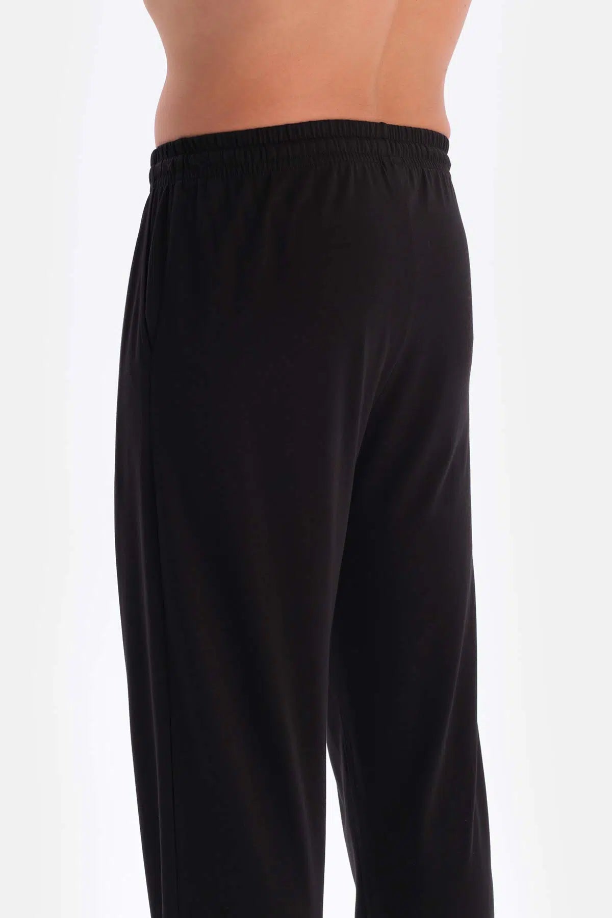 Siyah Yarım Patlı Kısa Kollu Şort Pantolon Üçlü Pijama Takımı