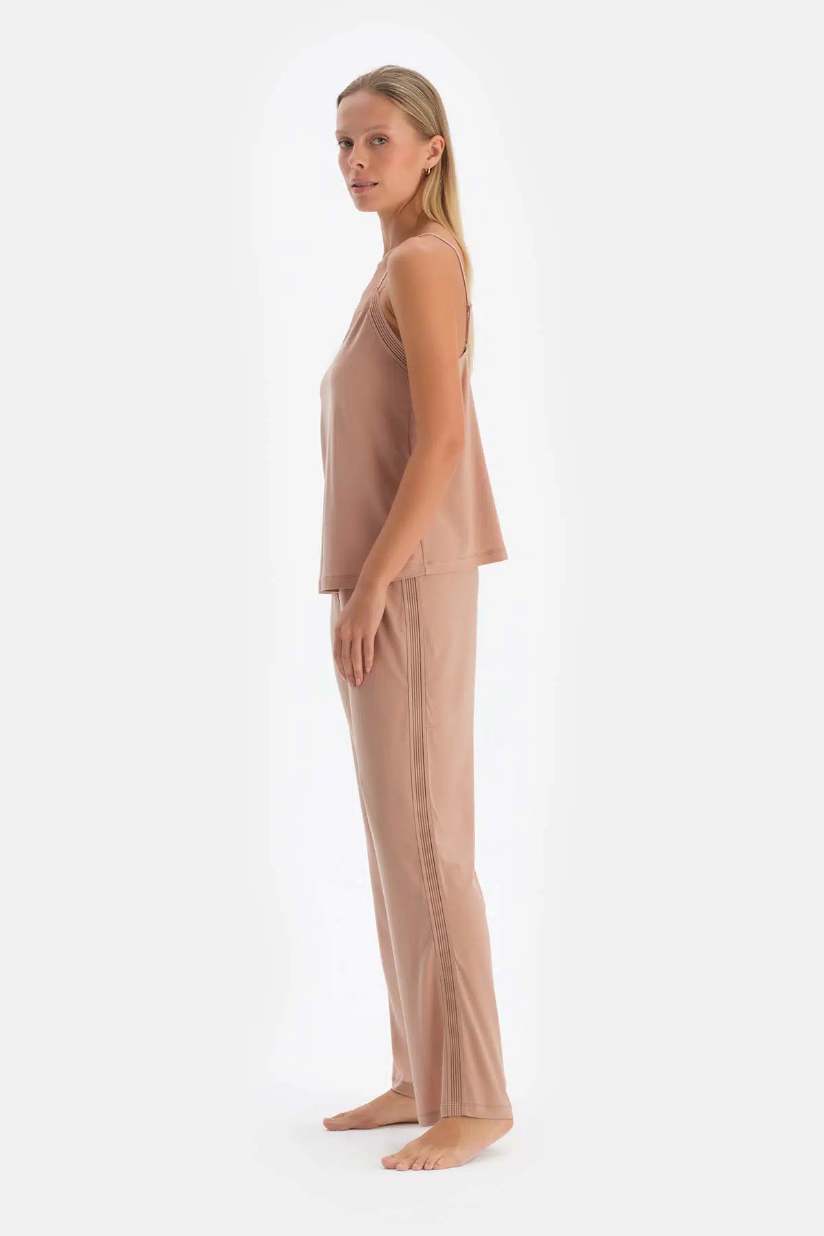 Açık Kahve Basic Ince Askılı Atlet Pijama Üstü