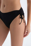 Siyah Yanı Büzgülü Bikini Alt