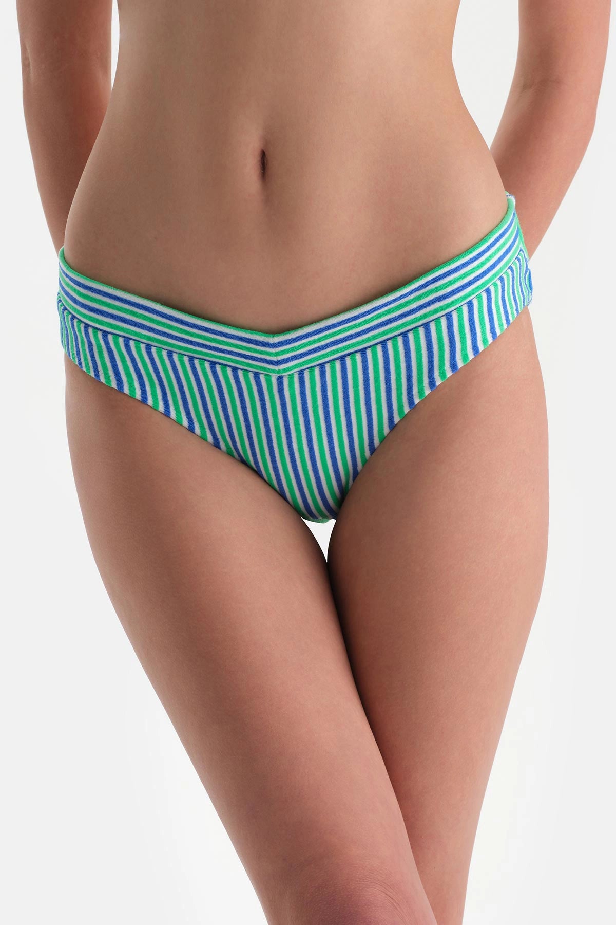 Beyaz-Lacivert Normal Bel Bikini Alt