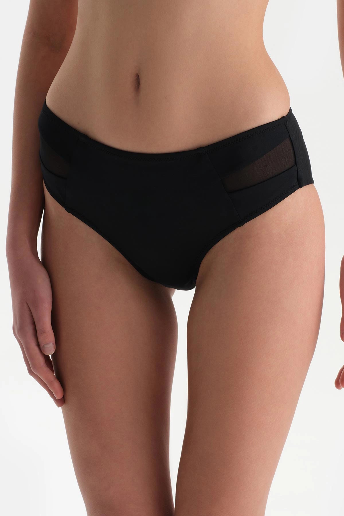 Siyah Orta Bel Bikini Alt