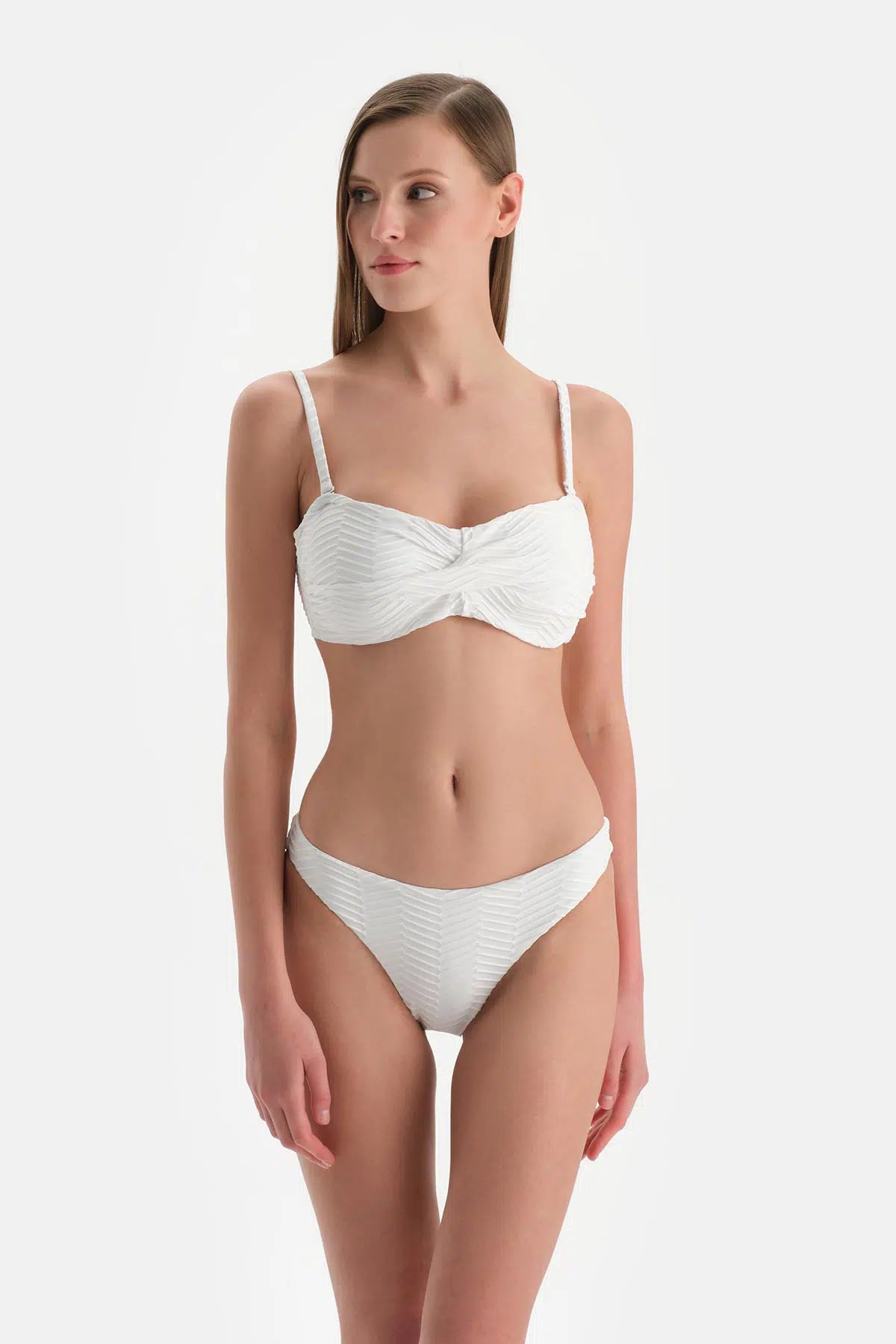 Beyaz Straplez Bikini Üst