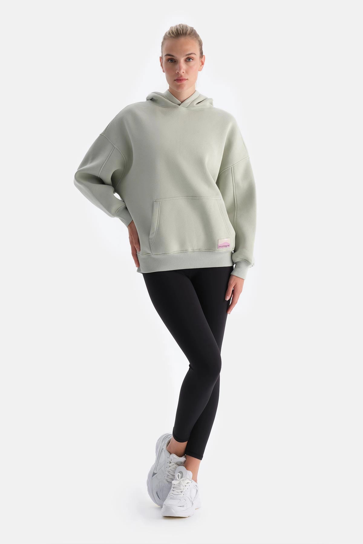 Mint Yeşili Kadın Sırt Baskılı Kapişonlu Sweatshırt