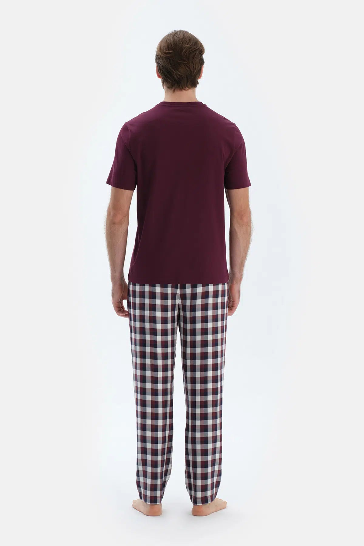 Bordo Kısa Kollu Tişört Ekoseli Pantolon Pijama Takımı