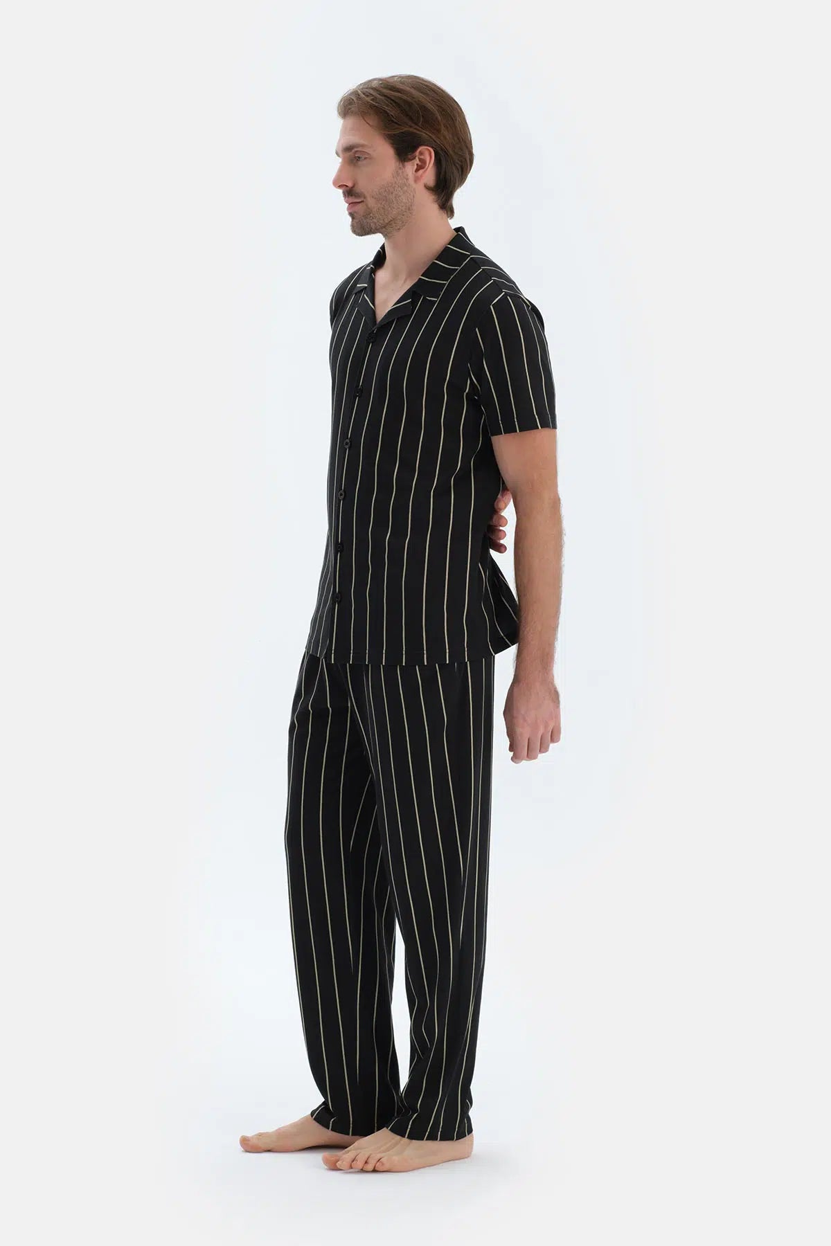 Siyah Çizgi Baskılı Kısa Kollu Gömlek Pantolon Pijama Takımı