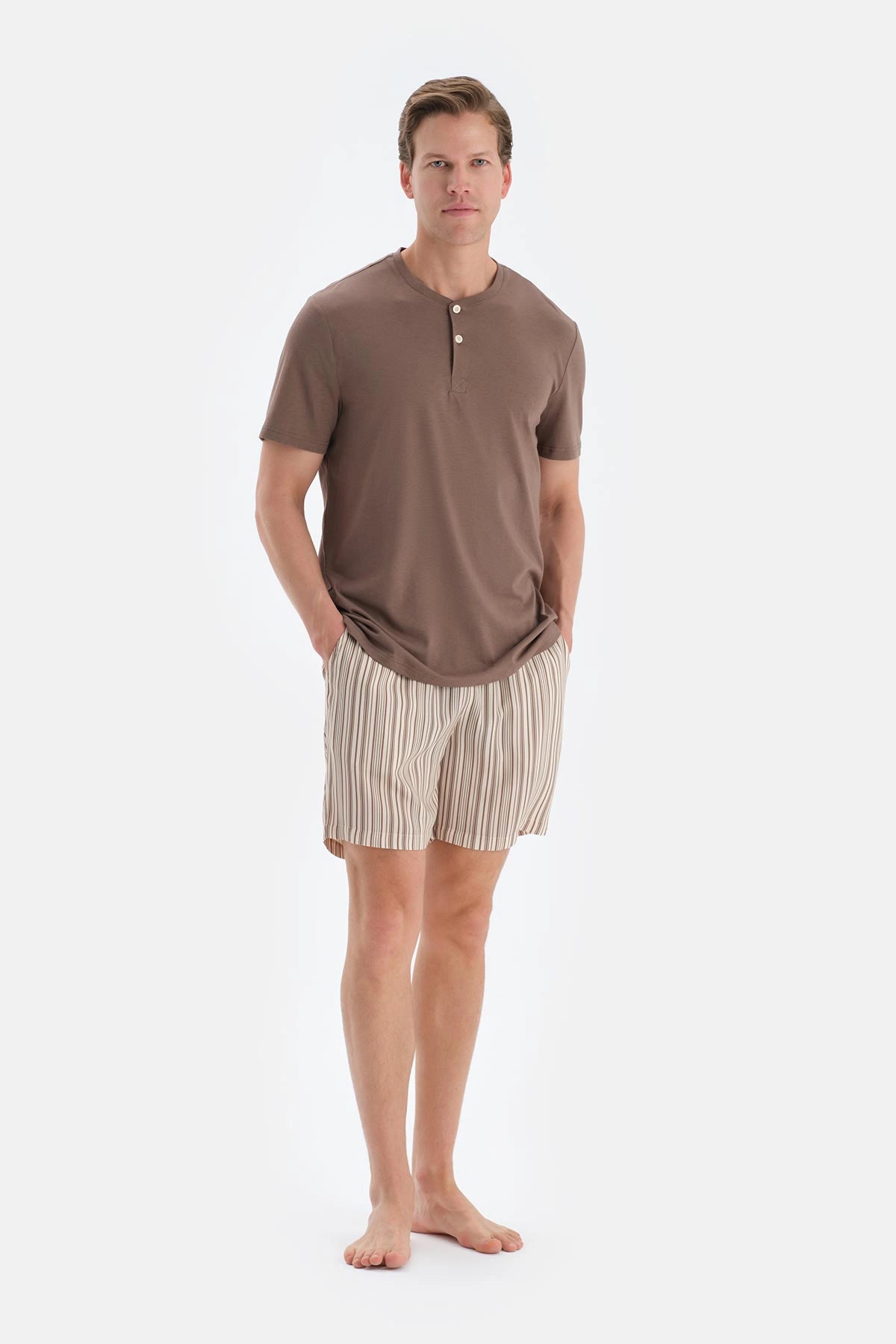 Açık Kahve Yarım Patlı Kısa Kollu Tişört Şort Pijama Takımı
