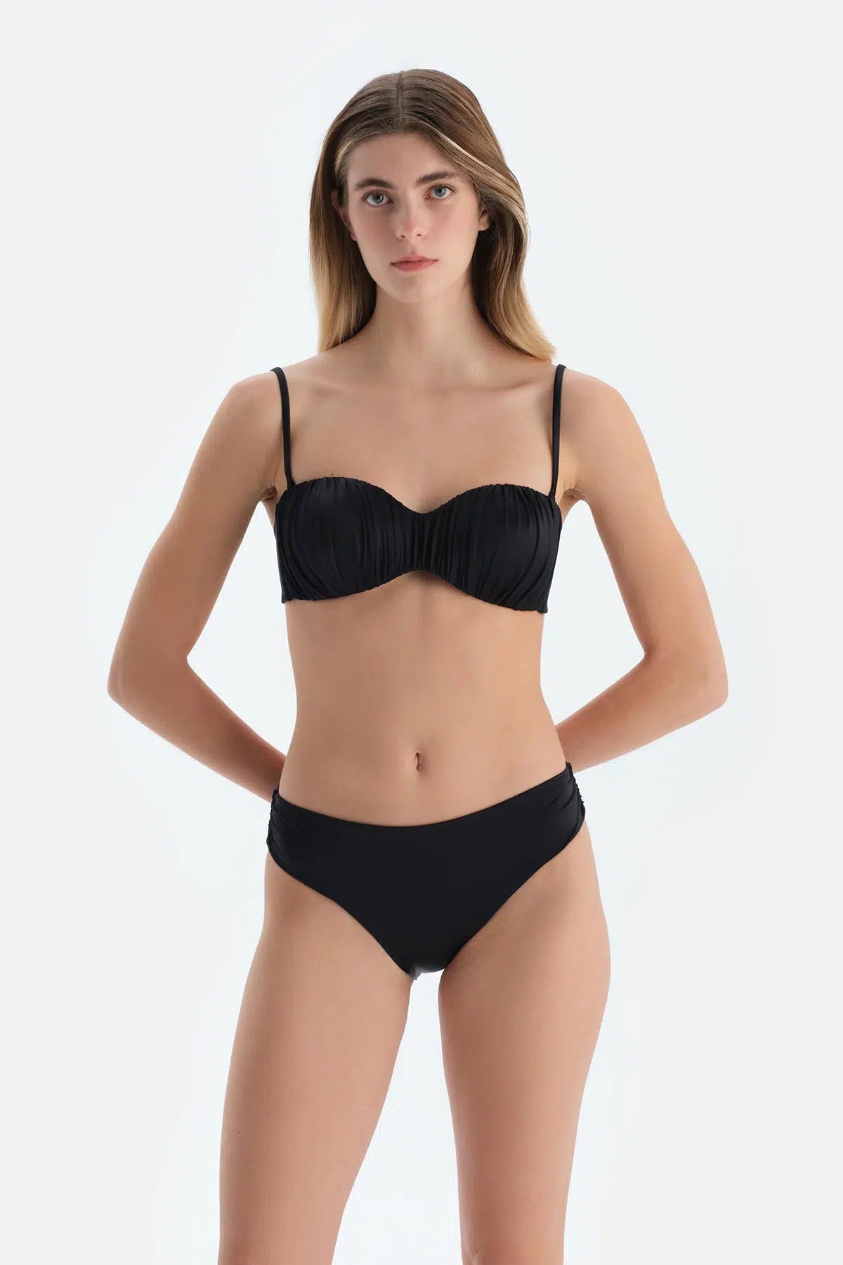 Siyah Orta Bel Bikini Alt