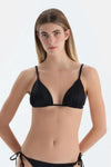 Siyah Üçgen Küçük Bikini Üst