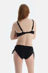 Siyah Kaplı Bikini Üstü