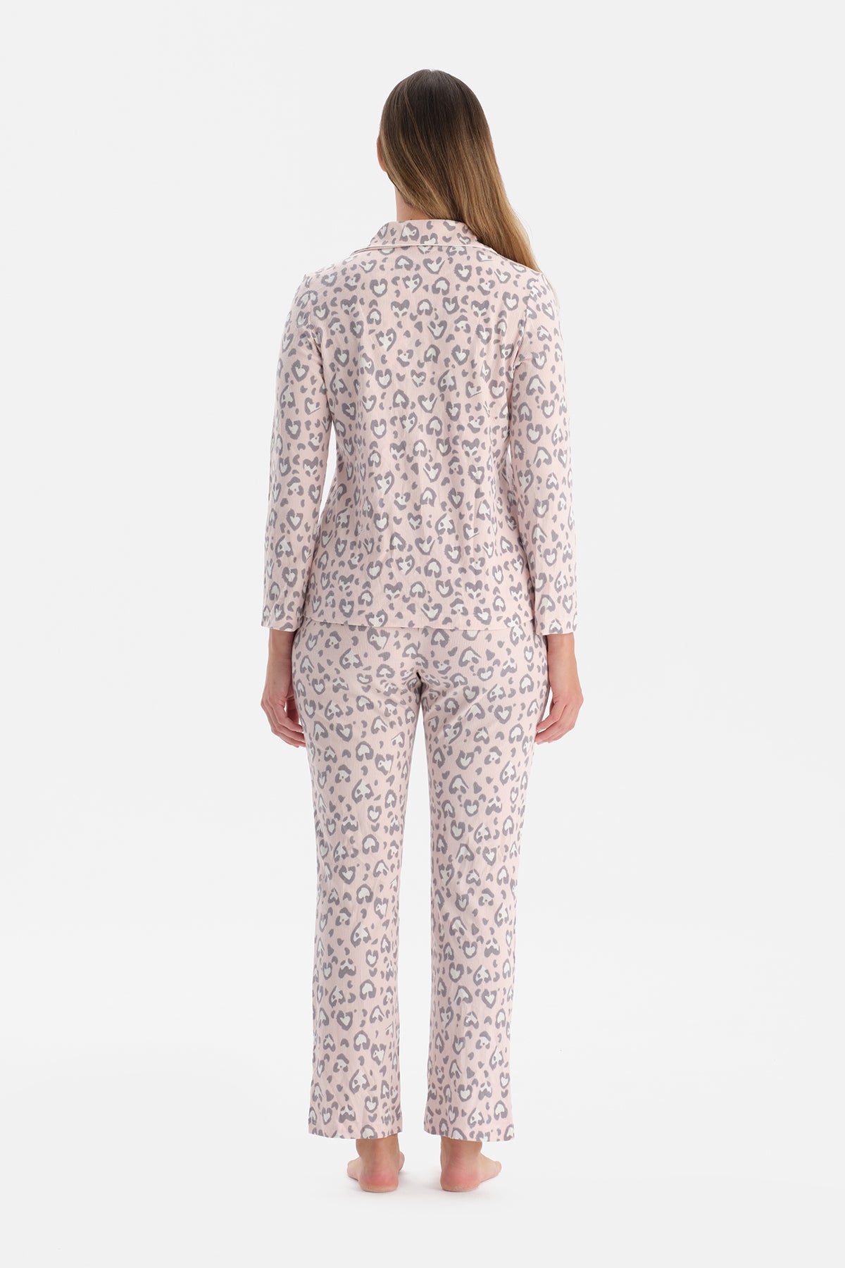 LEOPAR DESENLİ WAFFLE PİJAMA TAKIMI