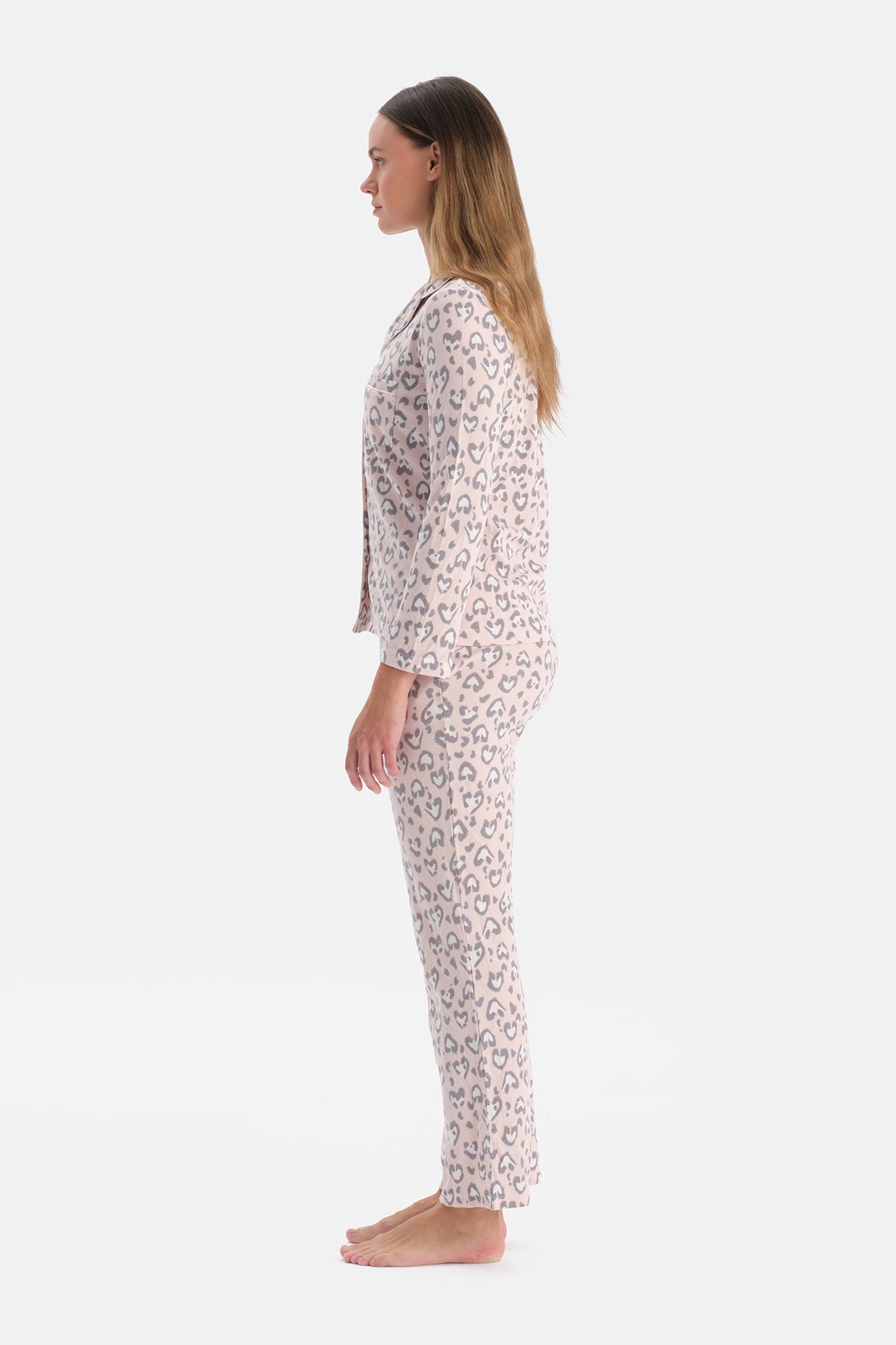 LEOPAR DESENLİ WAFFLE PİJAMA TAKIMI