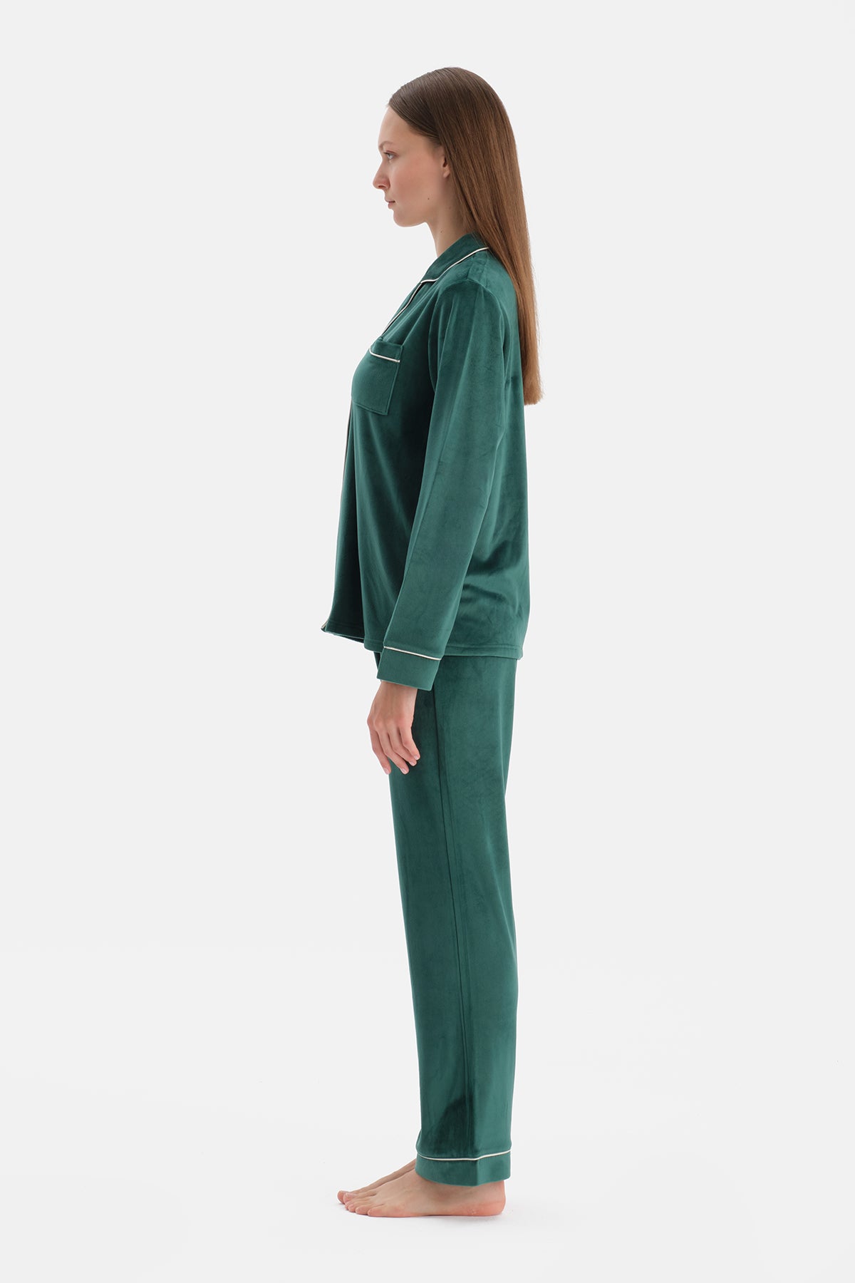 Koyu Yeşil Biye Detaylı Kadife Gömlek Pantolon Pijama Takımı