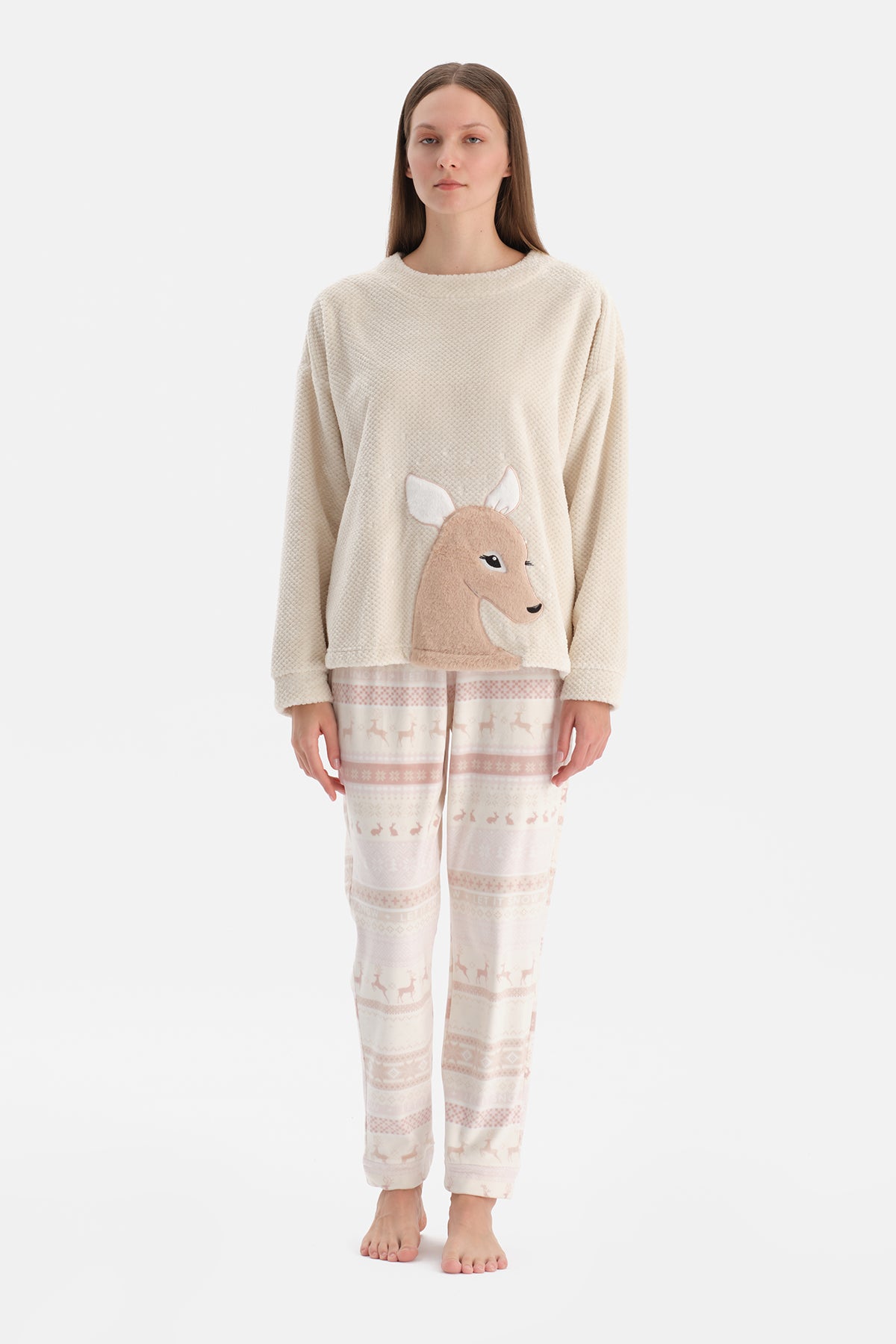 Ekru Geyikli Baskılı Tişört Pantolon Pijama Takımı
