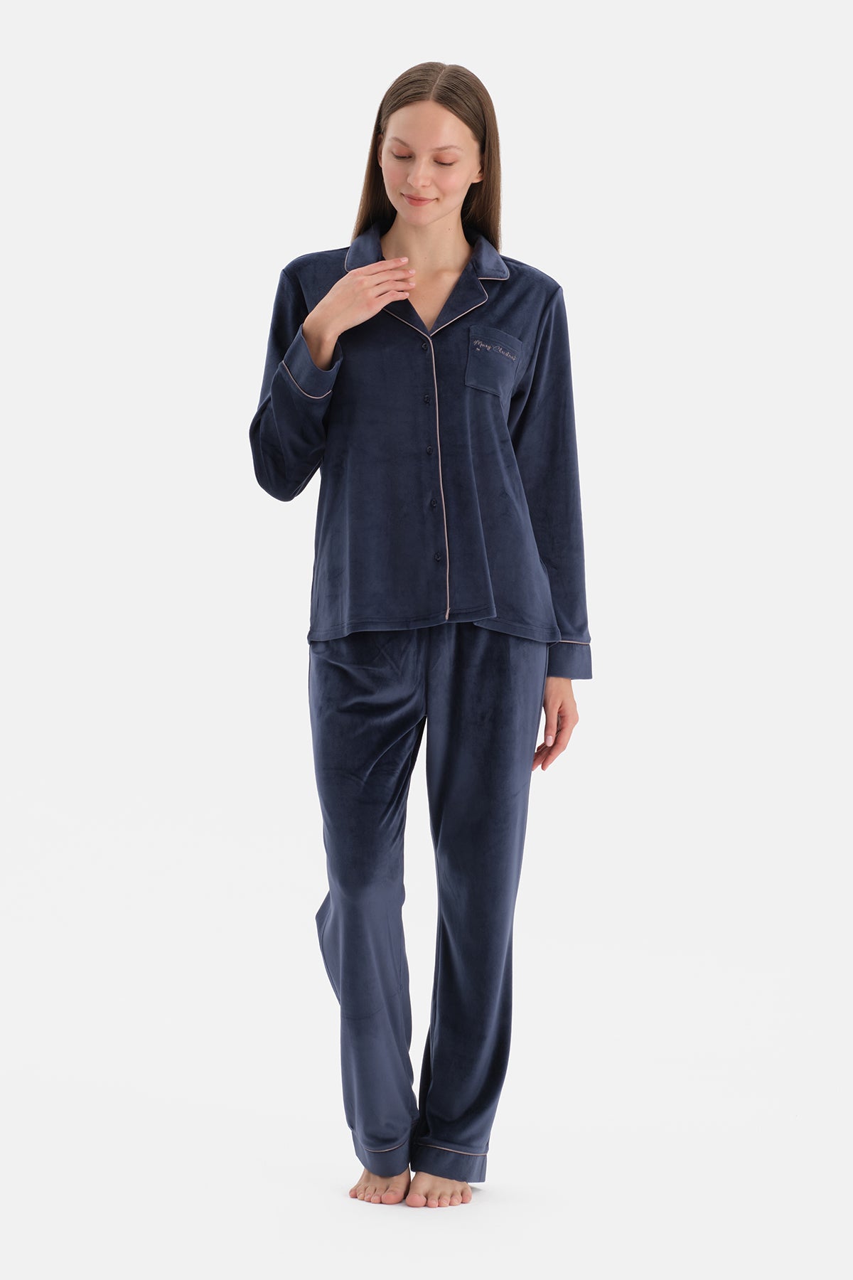 Lacivert Nakış Detaylı Kadife Gömlek Pantolon Pijama Takımı