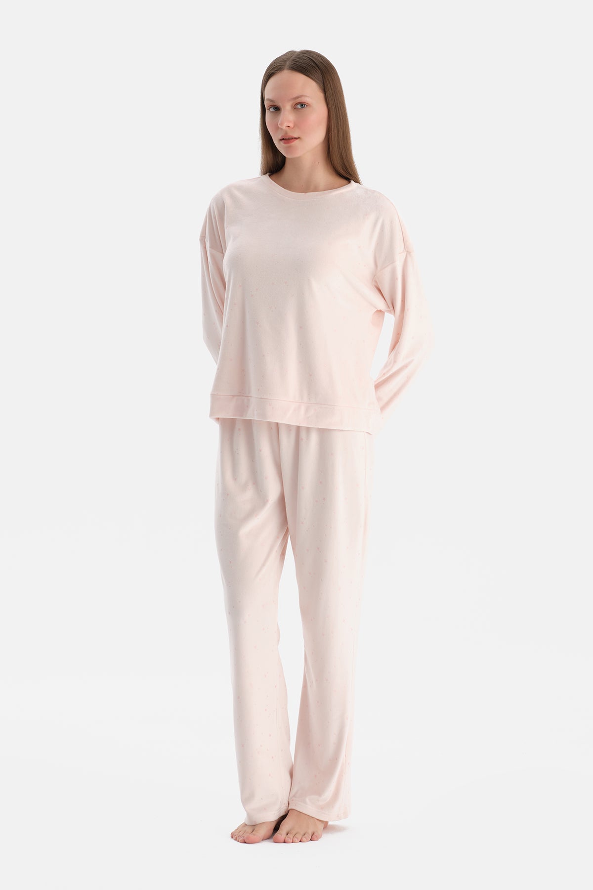 Ekru Parlak Yıldız Baskılı Kadife Tişört Pantolon Pijama Takımı