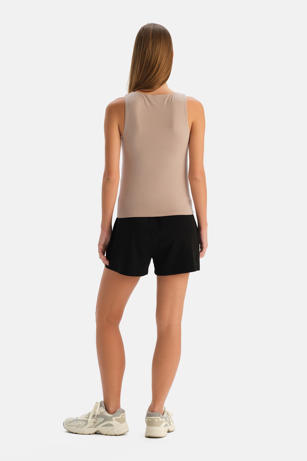 Siyah Rib Rayon Karışımlı Cepli Şort