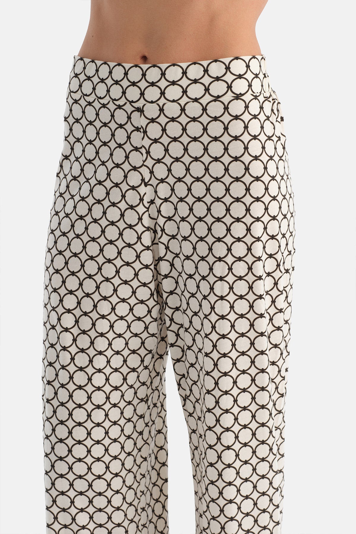 Ekru Geometrik Desenli Pamuk Modal Pijama Takımı