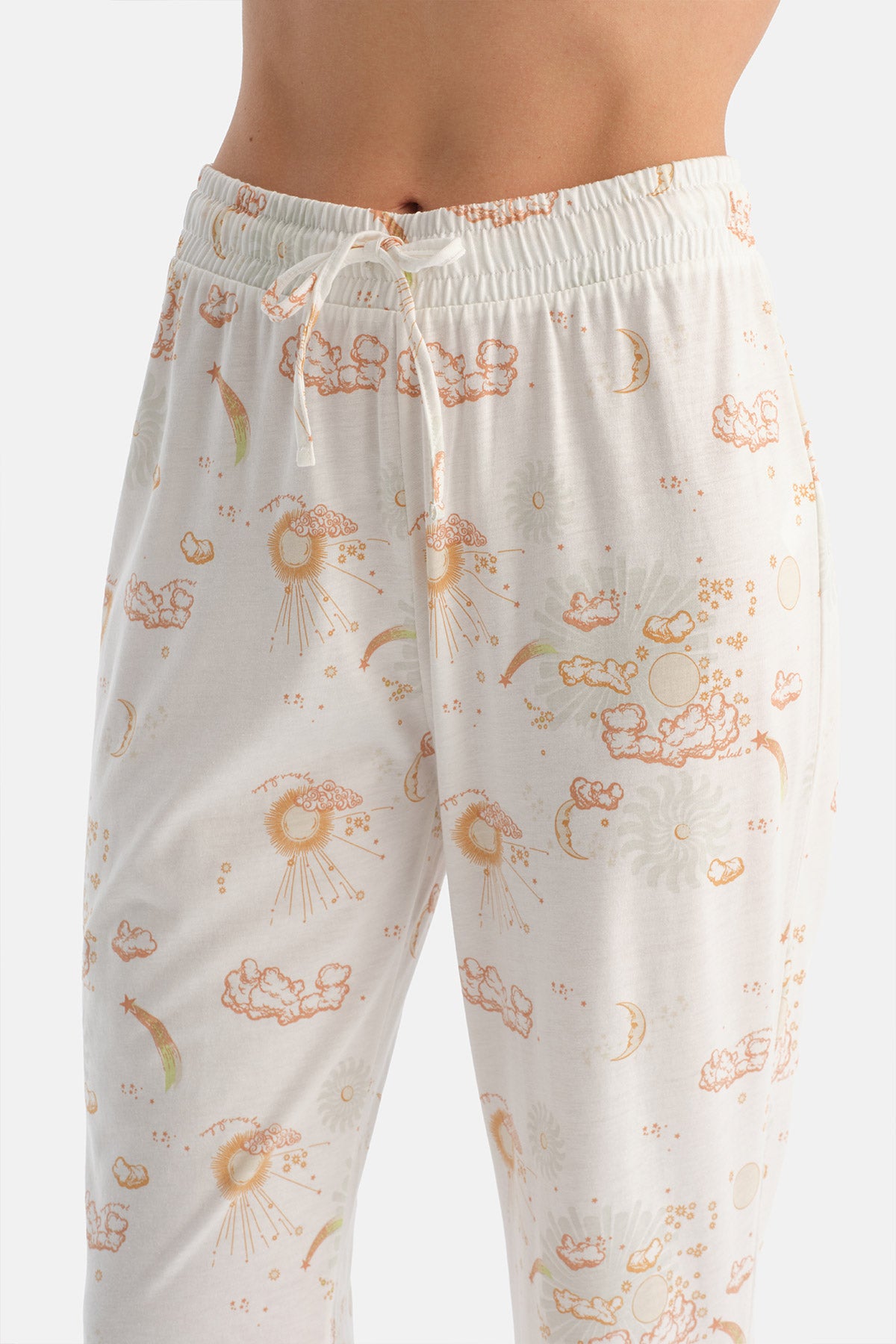 KISA KOLLU TİŞÖRT PANTOLON TAKIM