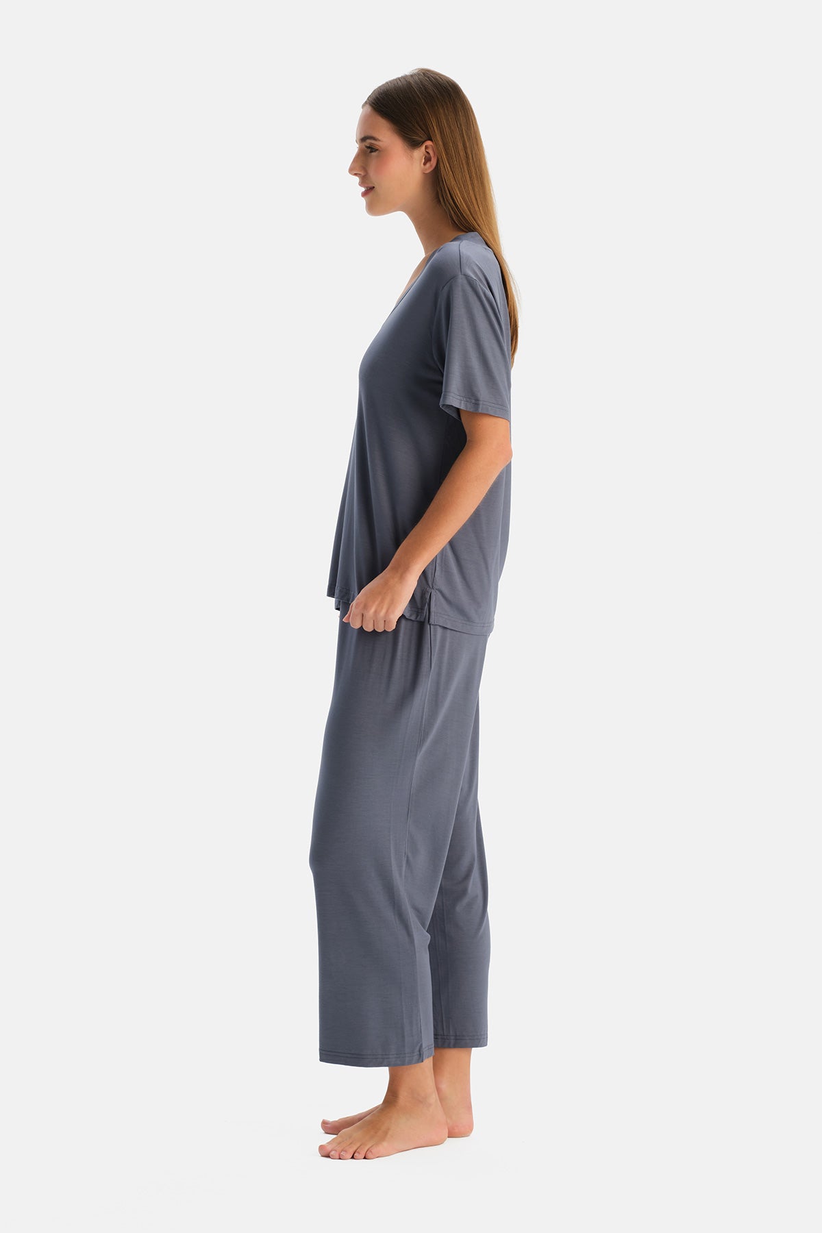 Indigo Kısa Kollu V Yaka Modal Cool Touch Tişört Pantolon Pijama Takımı
