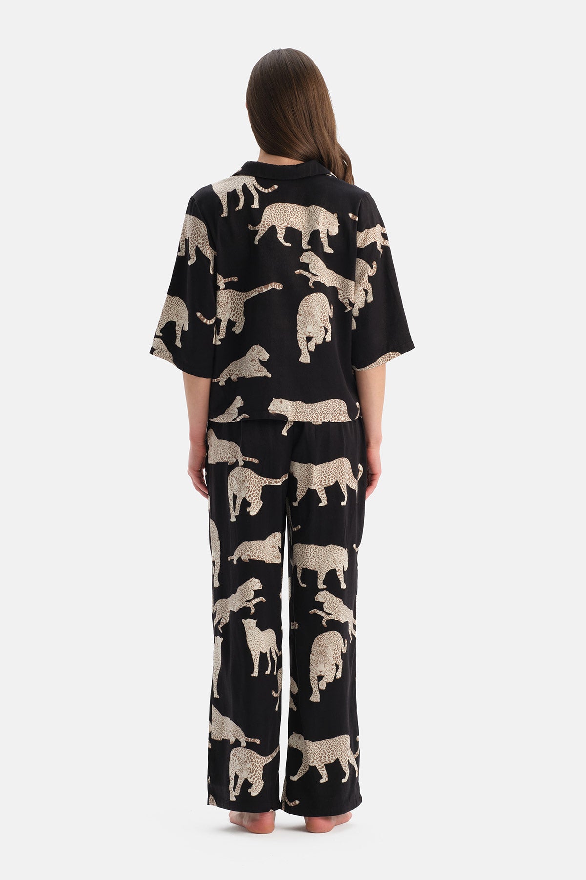 LEOPAR DESENLİ SATEN GÖMLEK PANTOLON TAKIM