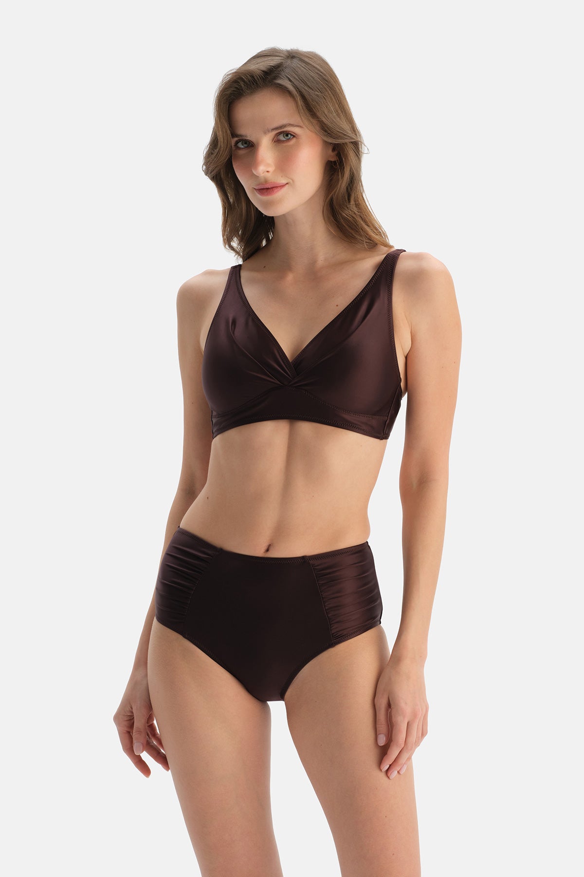 Kahverengi Toparlayıcı Bikini Üst
