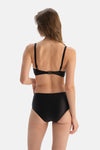 Siyah Toparlayıcı Bikini Üst