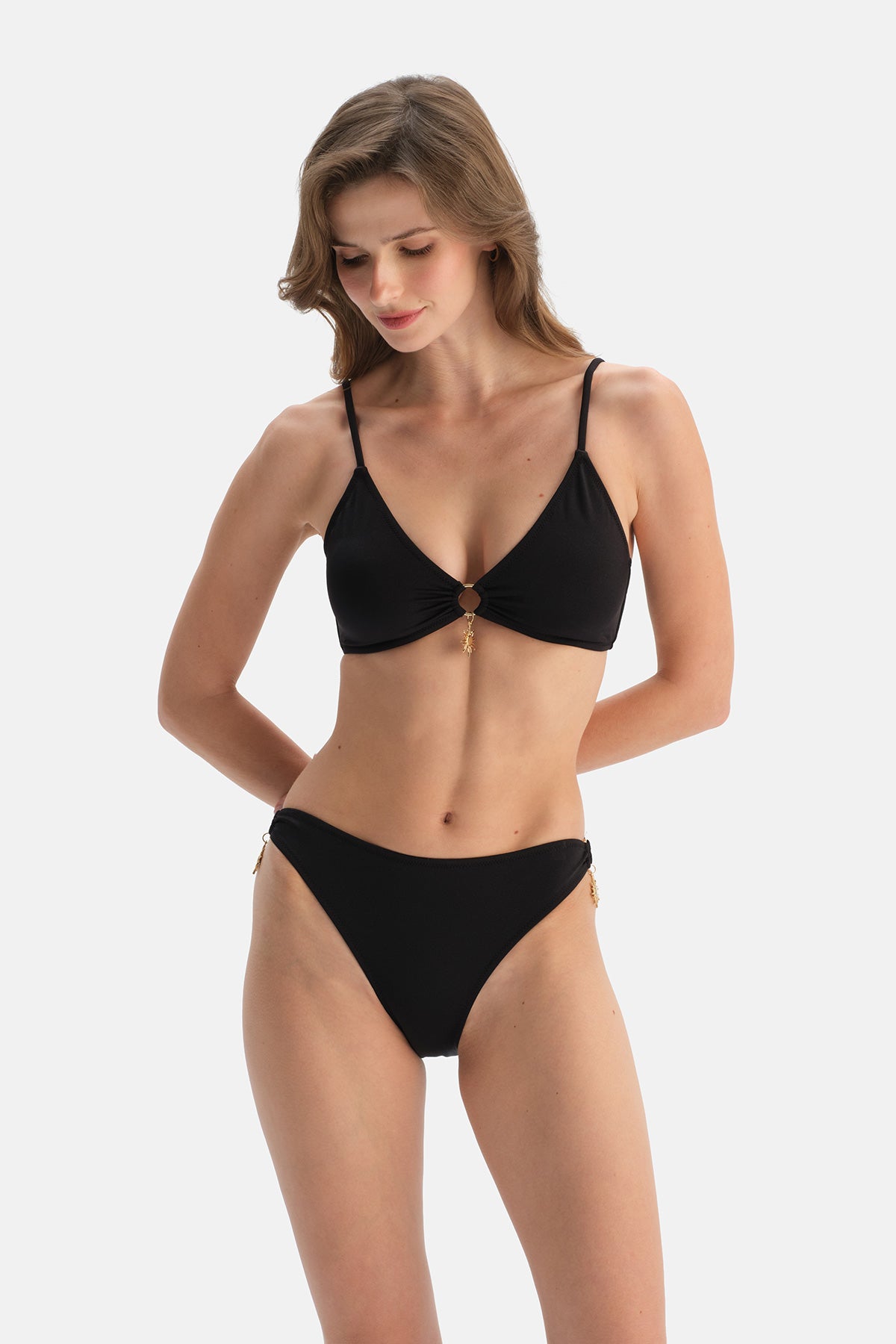 Siyah Üçgen Bikini Üst