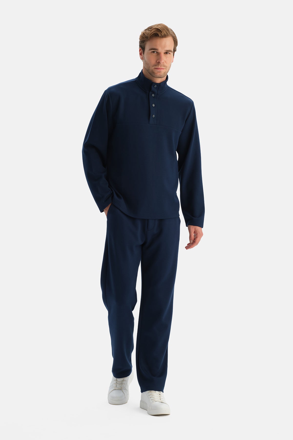 Lacivert Çıtçıt Yaka Sweatshirt