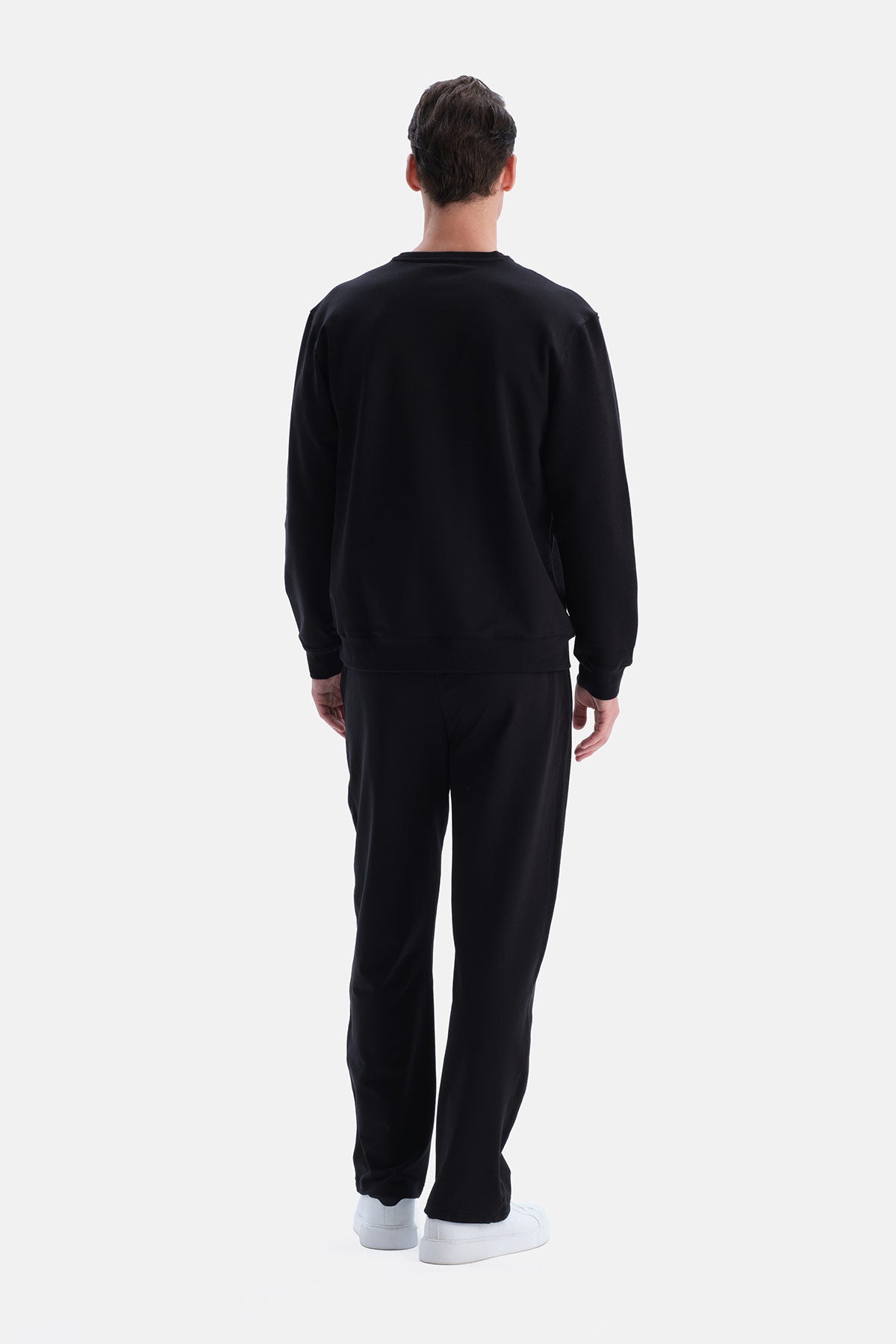 Siyah Bis Yaka Ribana Detaylı Sweatshirt
