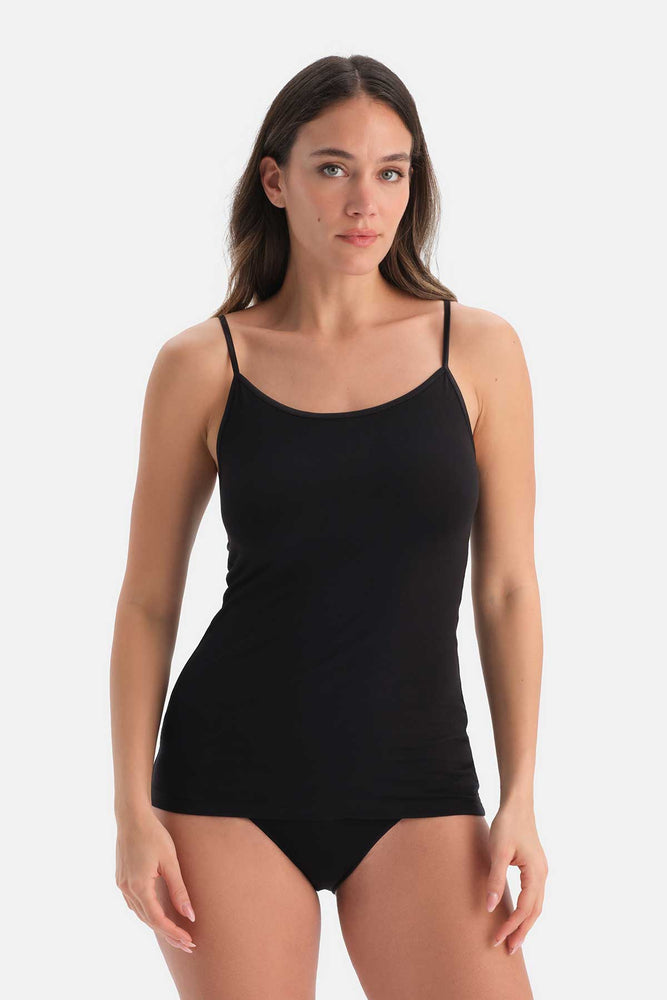 Siyah Askılı Atlet